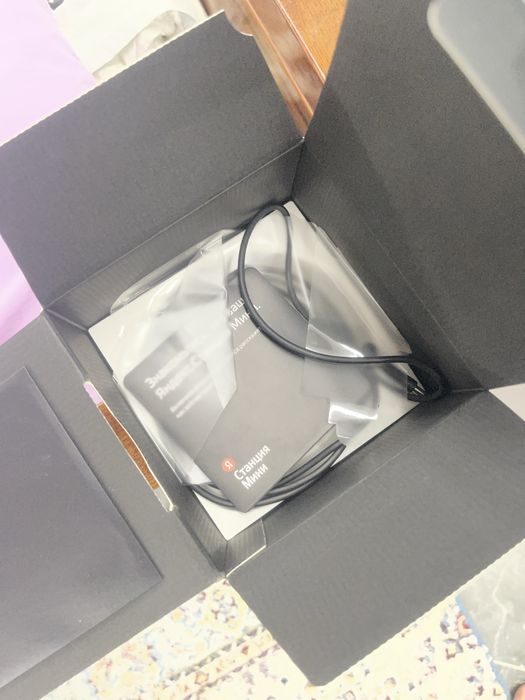 Яндекс алиса колонка