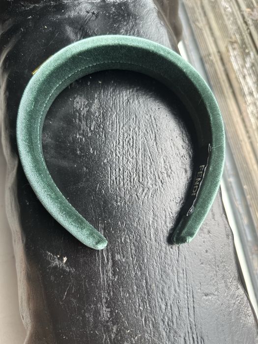 Диадеми Chanel Fendi