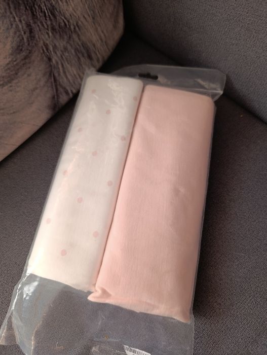 Продам детский матрас и пеленки