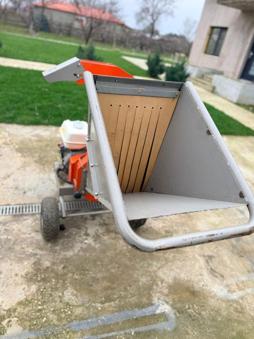 Tocator mobil de lemne pentru gradina