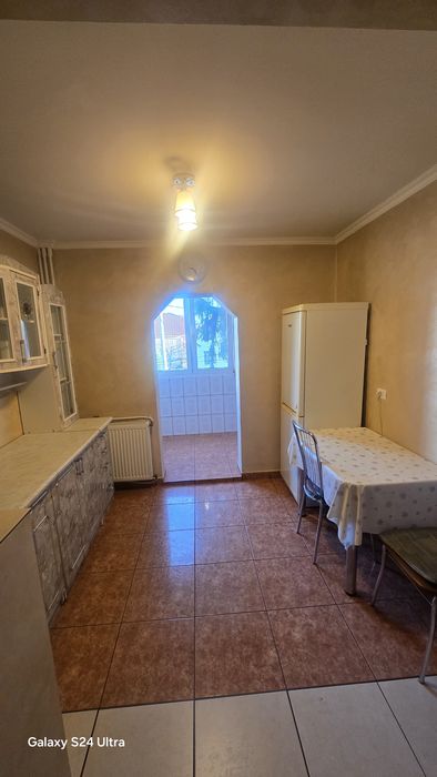 Inchiriez apartament 2camere