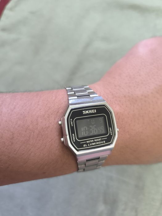 Часы под Casio.   Skmei