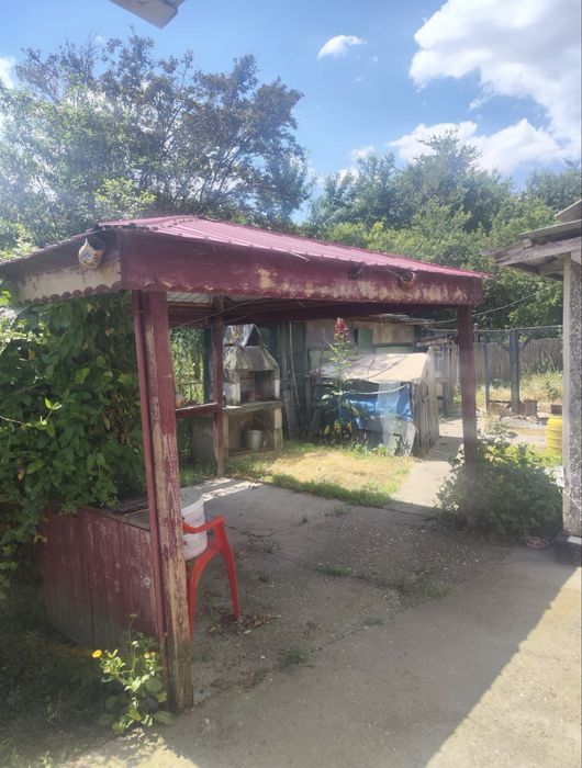 Casa de vanzare Teleorman + teren la camp