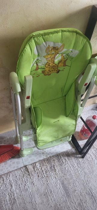 Scaun cu masa pentru copii si bebe