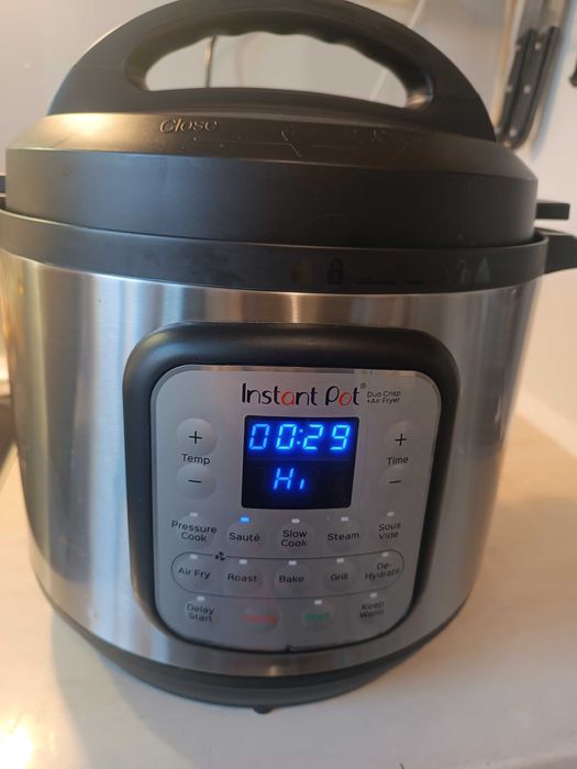 Комбиниран мултикукър с еър фрайър, Instant Pot, DUO CRISP , 8 литра
