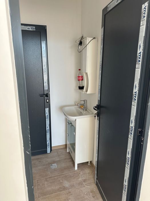 Дава се под наем Магазин в София, Карпузица - 57 кв.м за 1150 € - Снимка #2