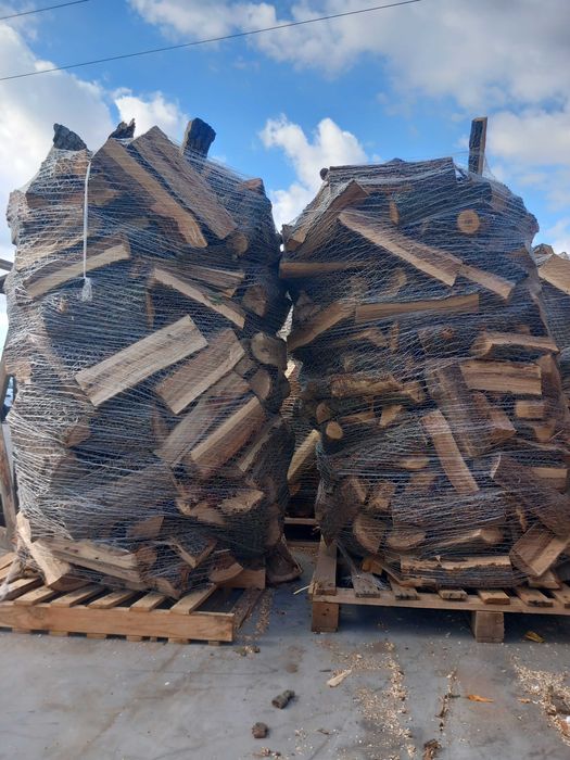 Lemne de Foc Esenta Tare, Brichete Din Rumegus de Fag