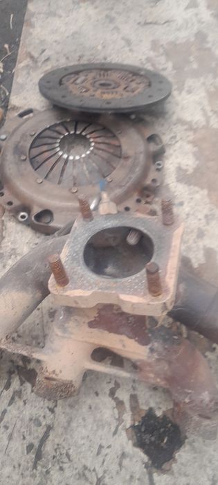 Продам пассат универсал запчасти  1.8 цена 25000