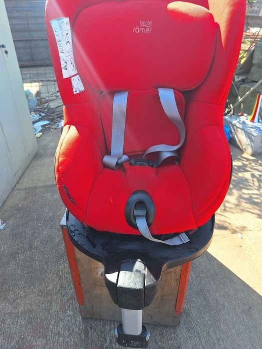 Scaun auto ISOFIX Britax Romer DUALFIX2