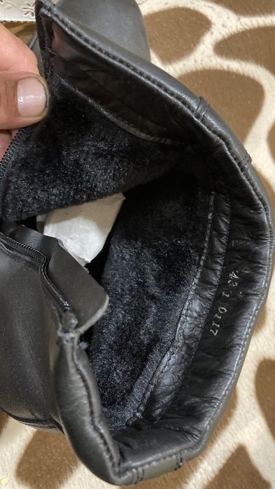 Продавам зимни обувки от естественна кожа!