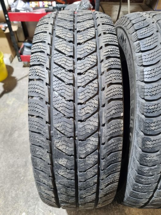 2 x Anvelope iarna 235/65/R16c Semperit Van-Grip 3 DOT 2022