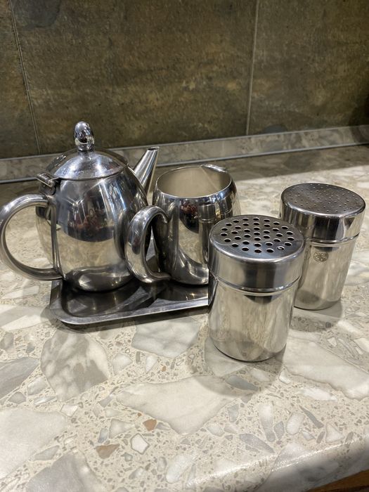 Продавам  Английски сервиз 35лв