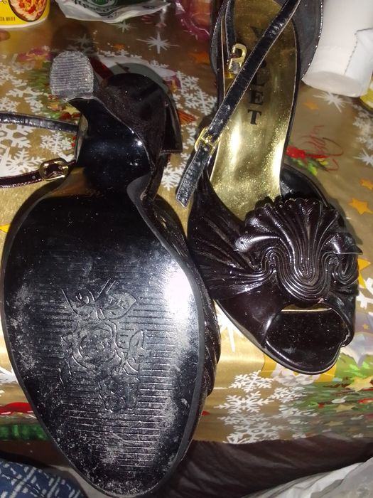 Босаножки продам