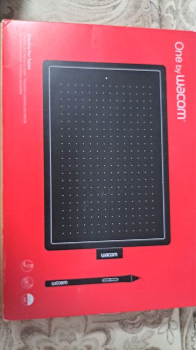 Планшет One by Wacom (M)
