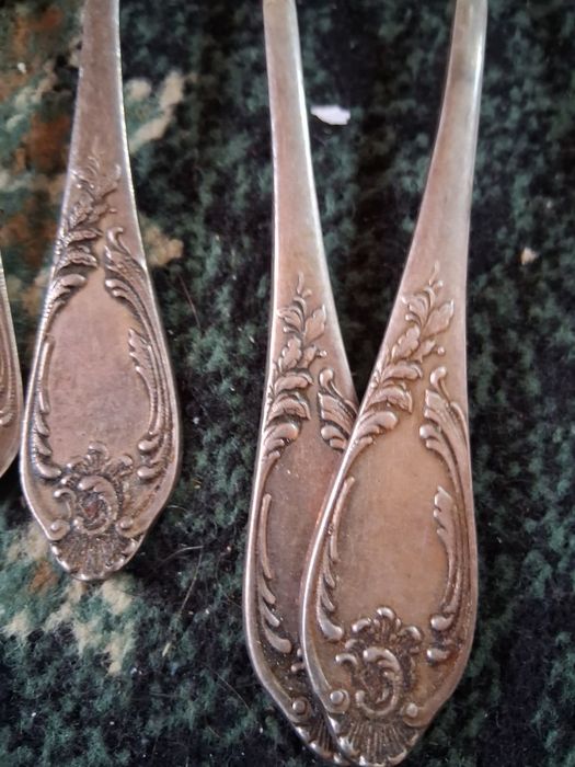 Tacâmuri argintate MHU