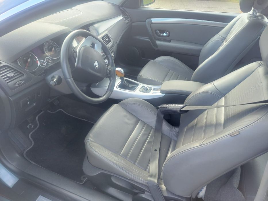 Vand /schimb  ofer dif Renault laguna coupe