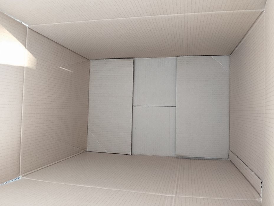 Картонные коробки