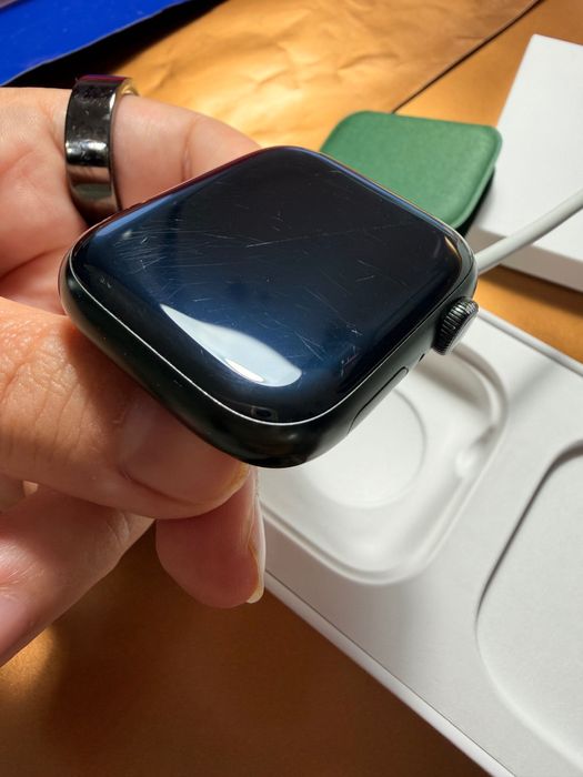 Apple Watch Series 7 GPS 45mm – Green Aluminium Case + 6 curele