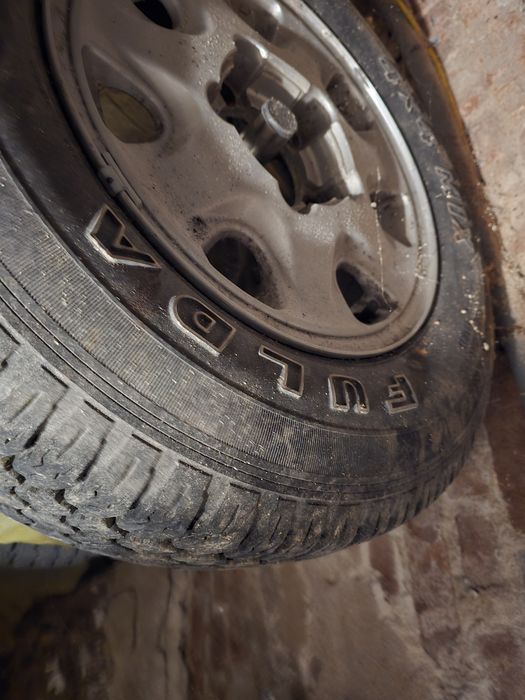 set roti originale Suzuki Vitara mk1 - jante aliaj 15",anvelope iarna vechi