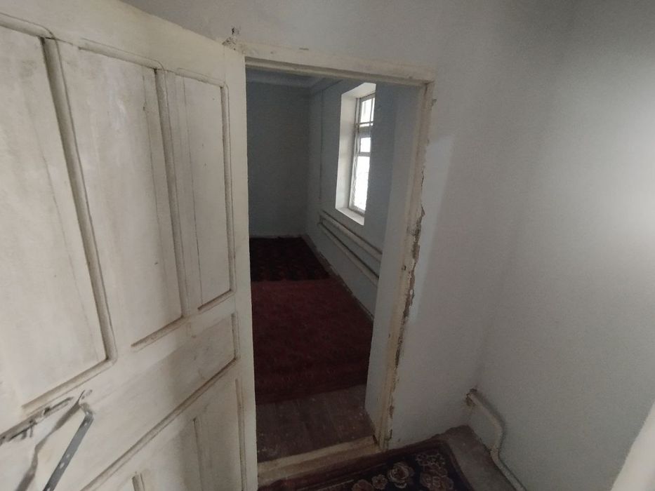 Uchastka yer qoʻrgʻonni yonida