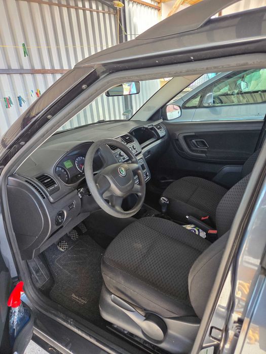 Skoda Fabia 1.6 TDI – Distribuție + pompă apă schimbate – 4 Seasons