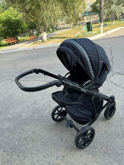 Детская коляска 2 в 1 Pituso Confort.