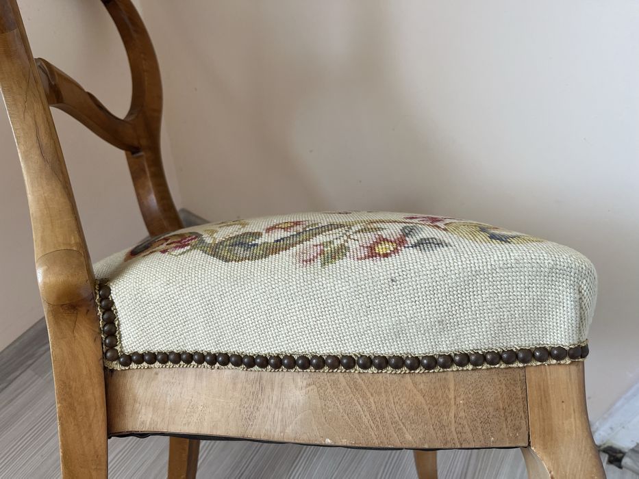 Бароков стол с гоблен