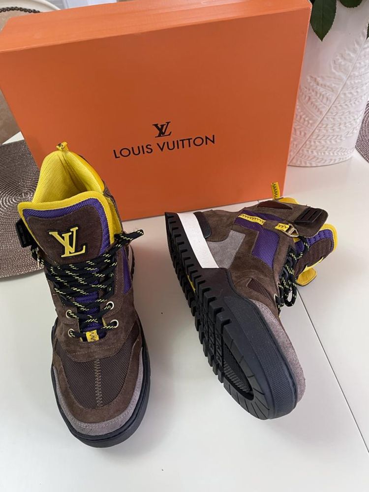 Ghete Louis Vuitton barbatesti Bacau •