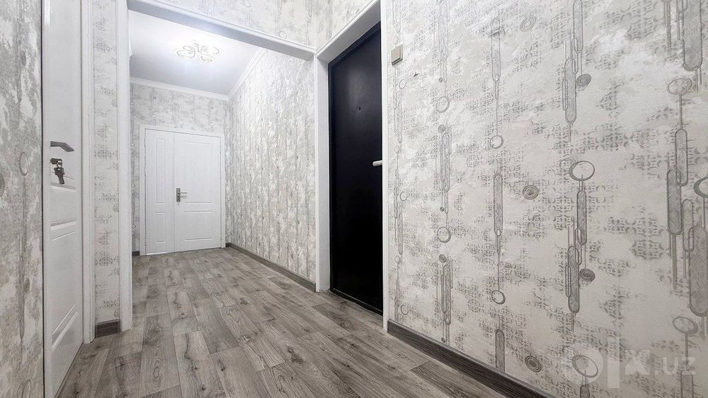 Продается 2*комн кв на массив 5. Ор.т метро Киёт
