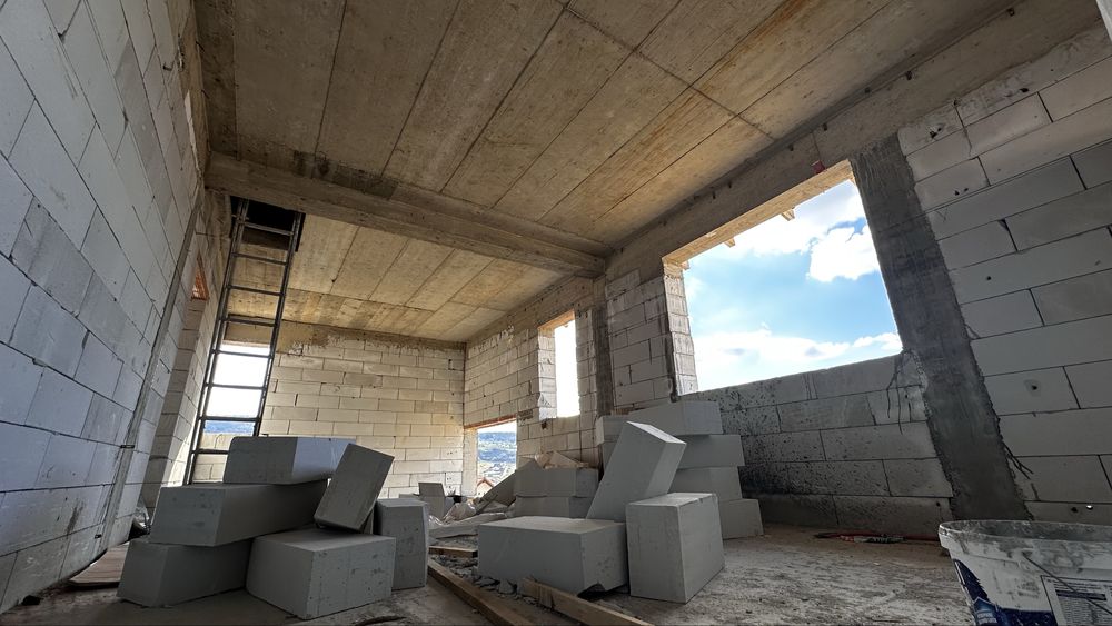 Casa individuală S+P+E suprafață (47+72+72 mp utili) teren 550mp