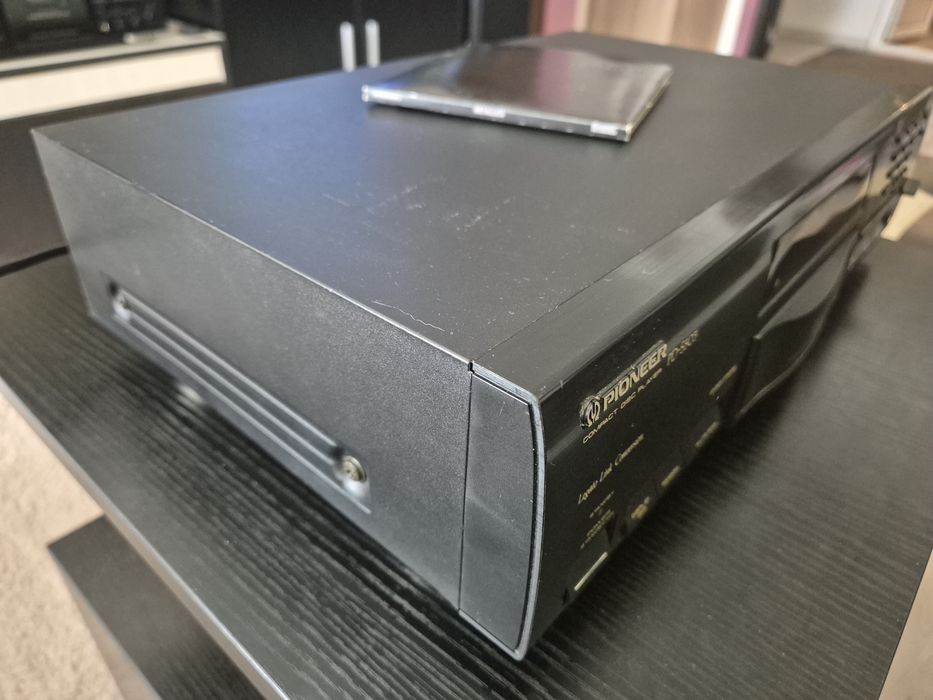 CD-player Pioneer PD-S503(doar.pentru cunoscatori)