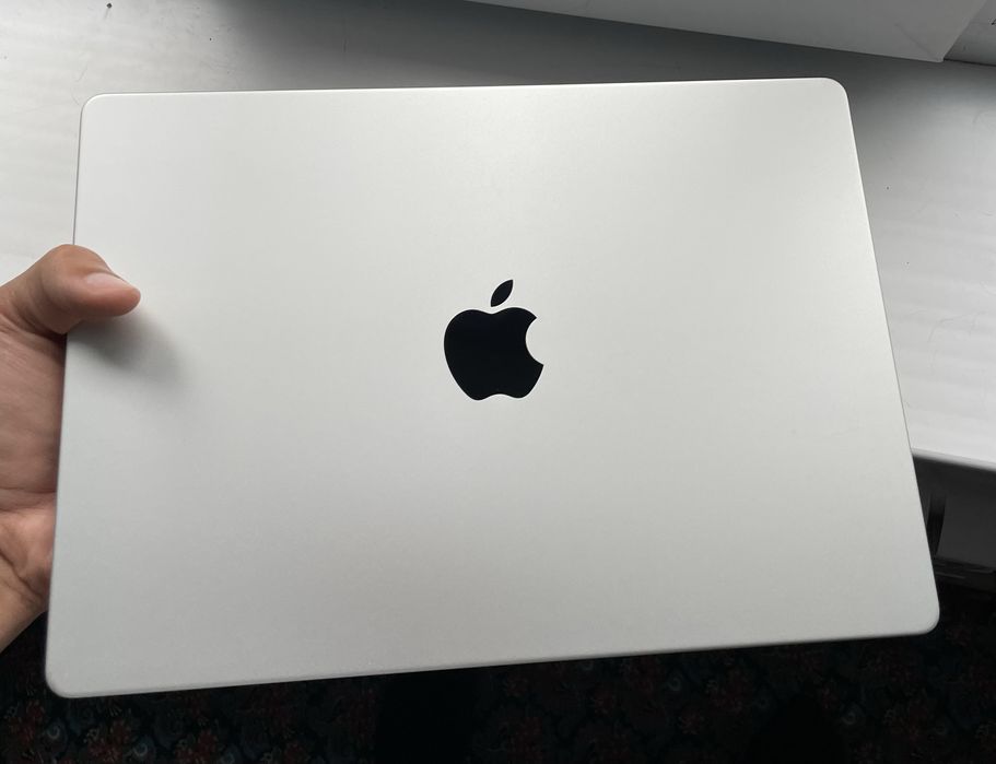 MacBook Pro 14 M3 Pro 18/512