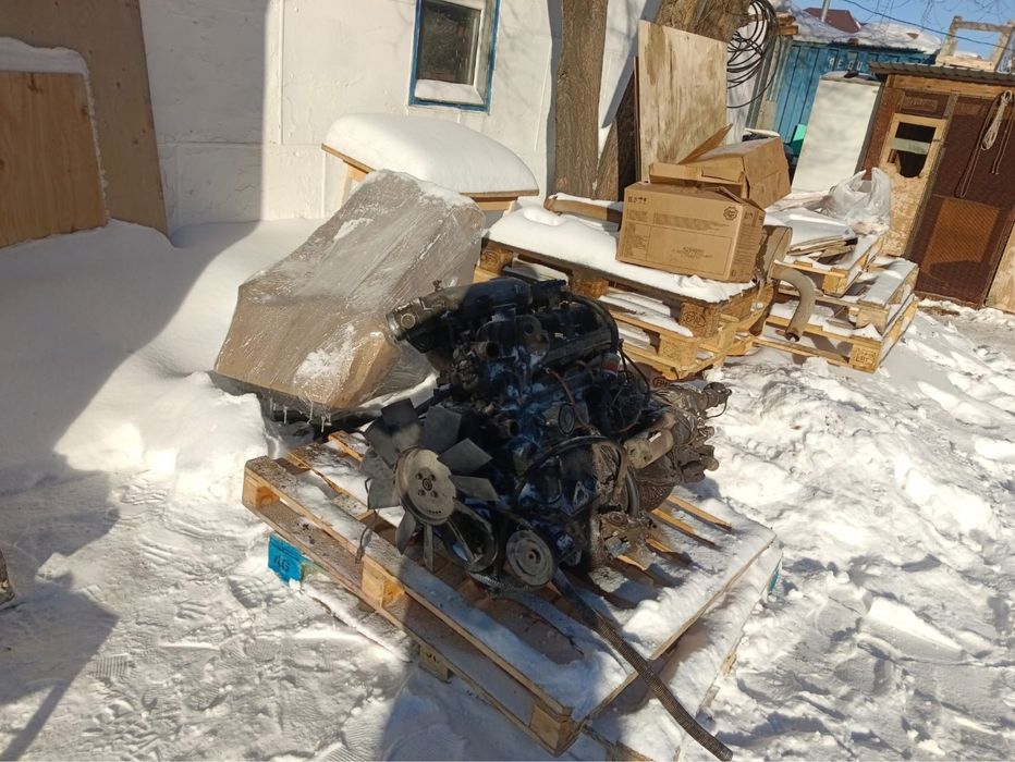 Продам двигатель коробку компьютер в сборе