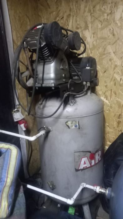 Продам компресор