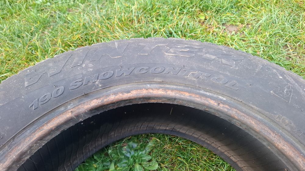3 anvelope de iarnă la bucată PIRELLI 195/65 R 15 91 T