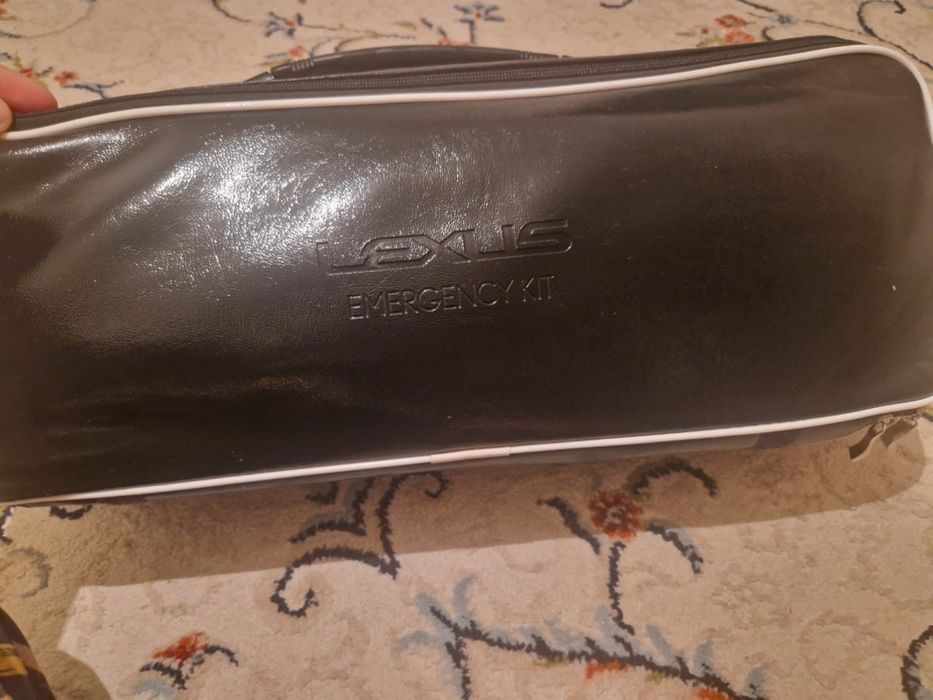 Лексус аптечка огнитушитель