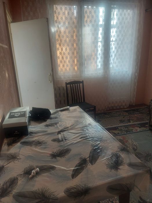 Чиланзар 3 квартал.М.Новза  2/4/4