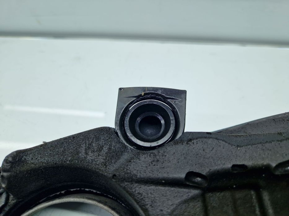 Capac motor Volkswagen Golf 6 (5K1) [Fabr 2009-2013] 03L103925AA 2.0 T