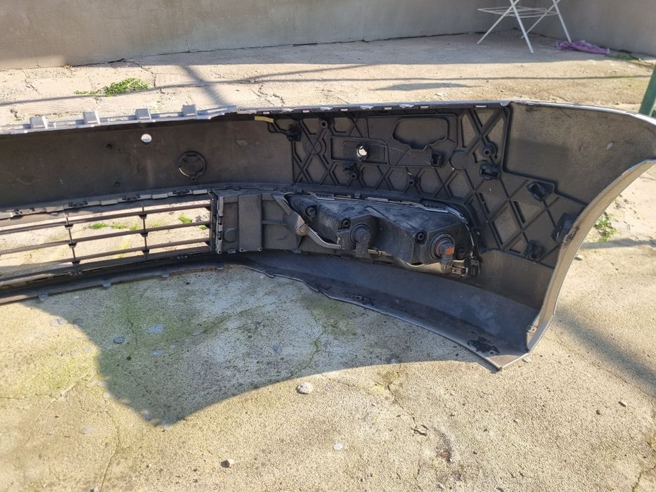 Предна броня Пасат б7