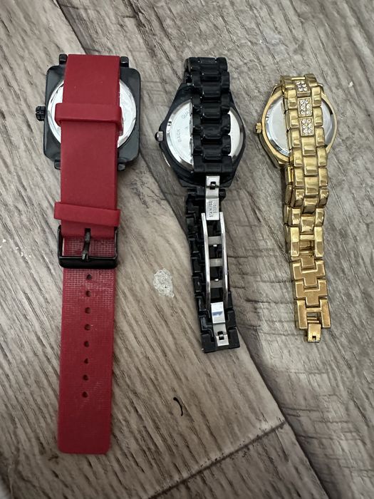 Женские наручные часы