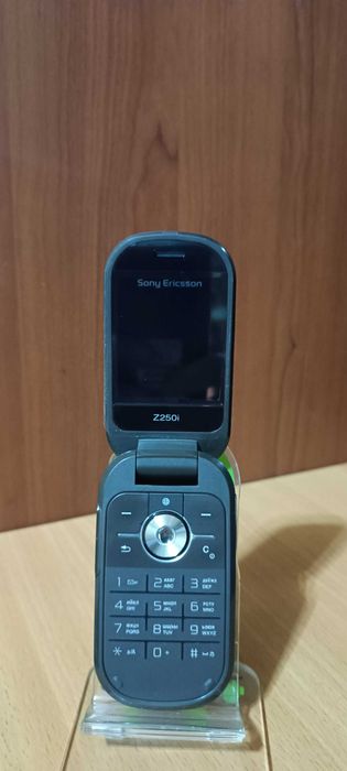sony ericsson z250i новый оригинал