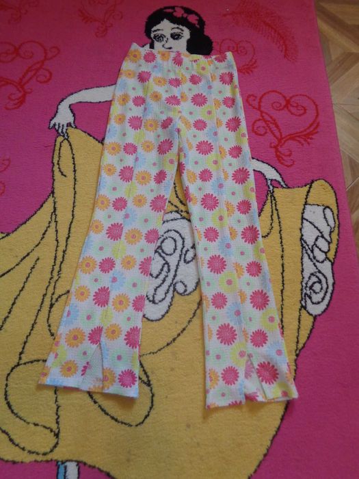 Vand paltaloni creponati de fetita 3.