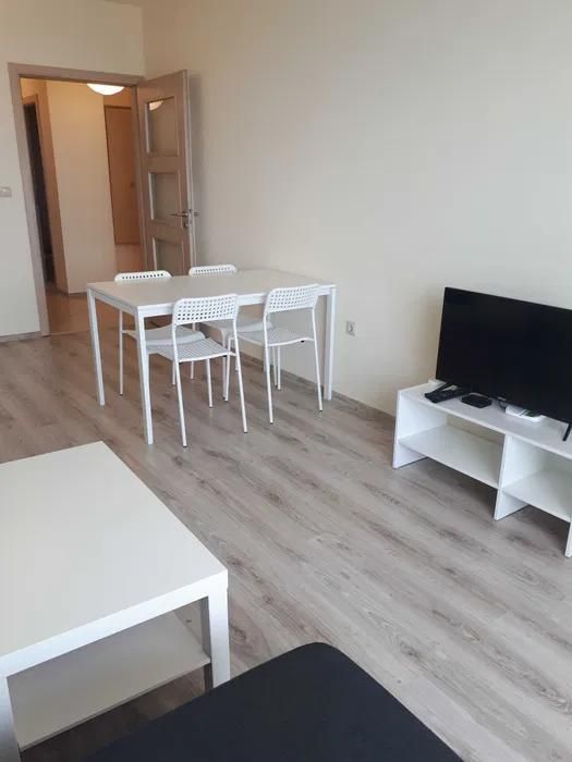 Дава се под наем Двустаен апартамент в Варна, Аспарухово - 80 кв.м за 500 € - Снимка #2