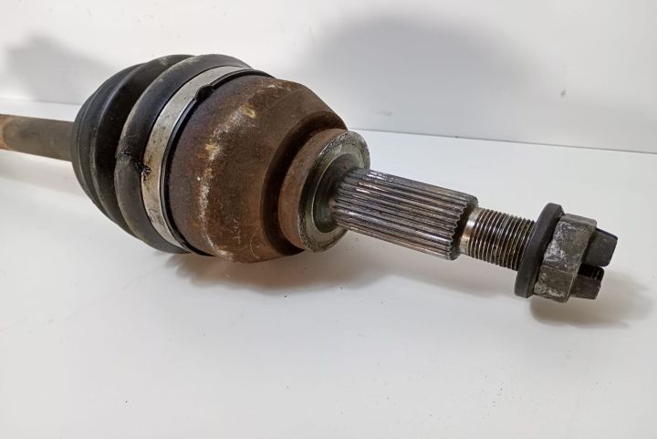 Planetara stanga fata 1.6 dci Opel Vivaro B seria