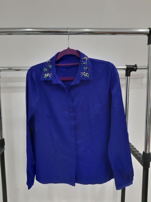 Продам разные кофты ,блузки ,накидки  все по 2500