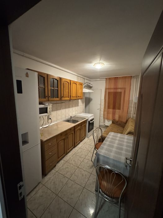 PROPIETAR Inchiriez apartament 2 camere Brasov- Astra/ Calea Bucuresti