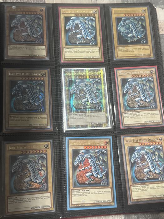 Продавам личната си колекция от Yu Gi Oh карти