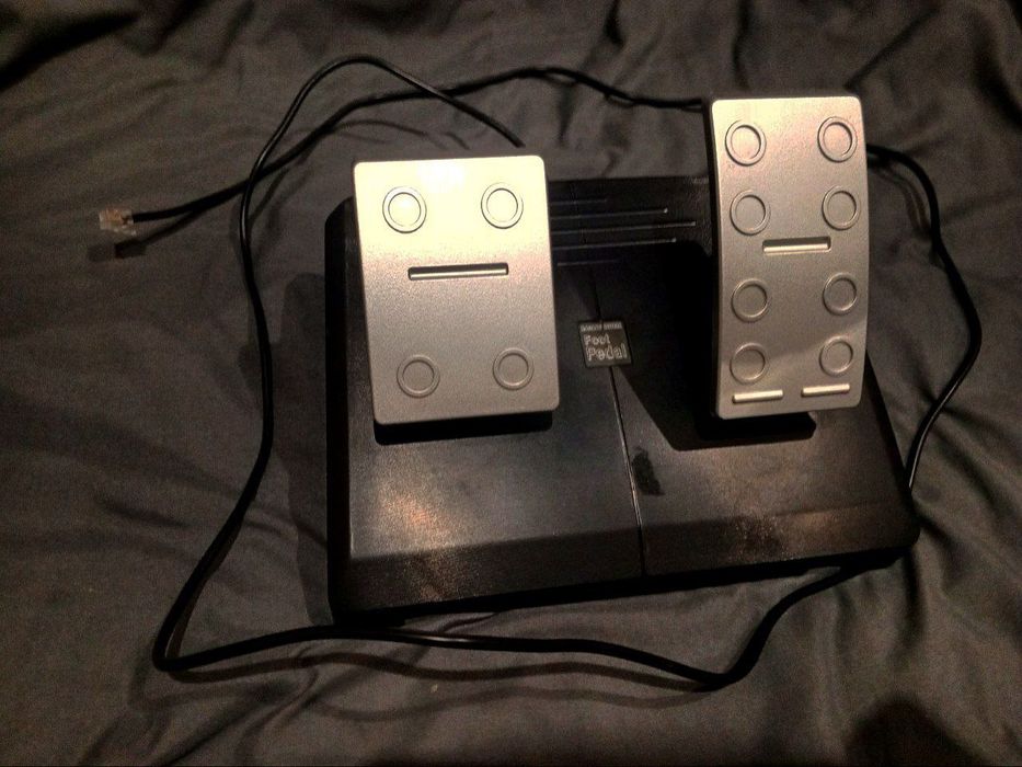 Руль игровой хорошый