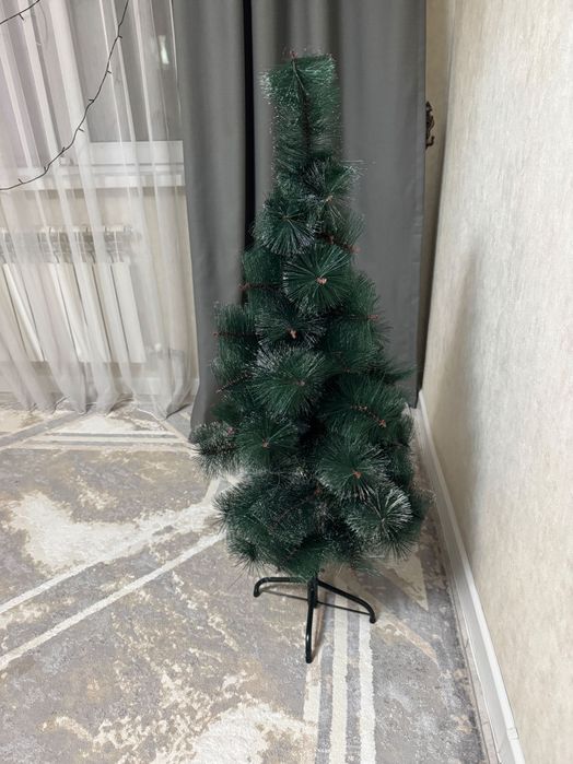 Продаётся искусственная ёлка