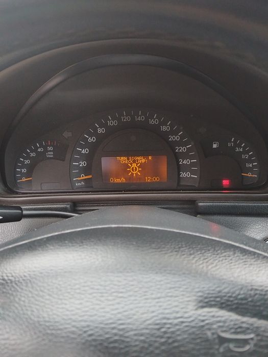 Мерцедес  цедка дизел  cdi 116коня